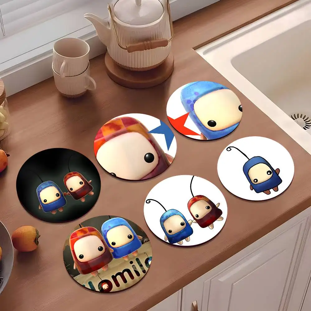 1pc Game I-l-omilo Red Ilo Blue Milo Wooden Coaster Colour Printing Cup Mat Home Desk Decoration Gifts