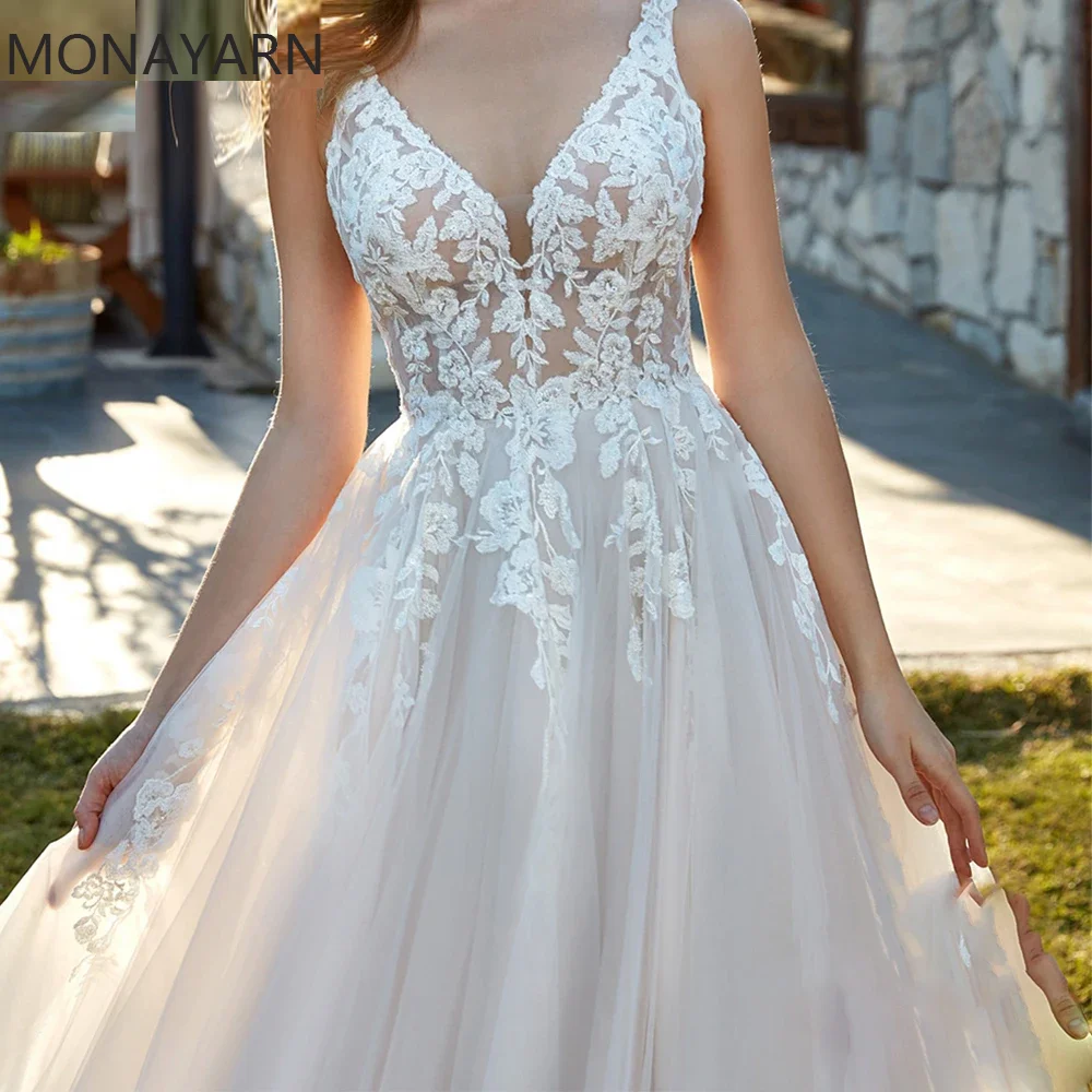 Customized 2026 New Shiny Boho Wedding Dresses ivory white V-Neck Sparkly Lace Glitter Tulle Bride Gowns With Venice Applique