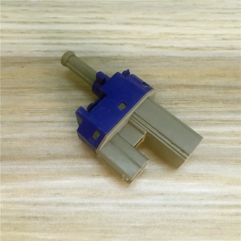 

STARPAD For Mazda 6 Rui wing Pentium B70B50 clutch switch Clutch switch contacts clutch controller free shipping