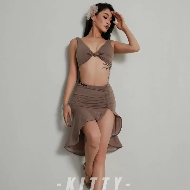 Customized Latin Dance Dress Practice Outfit Performance Suit Khaki Black and White Top Fishbone Skirt