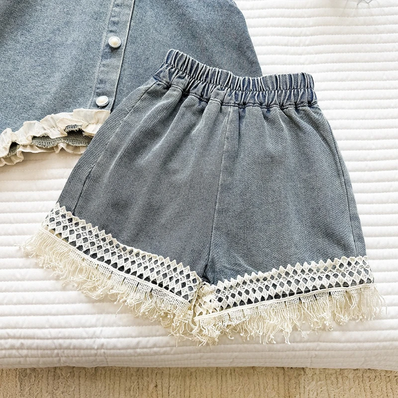 

2026 Summer Hot Selling New Children's Denim Patchwork Lace Sleeveless Irregular Hem Top and Shorts Two-piece Set