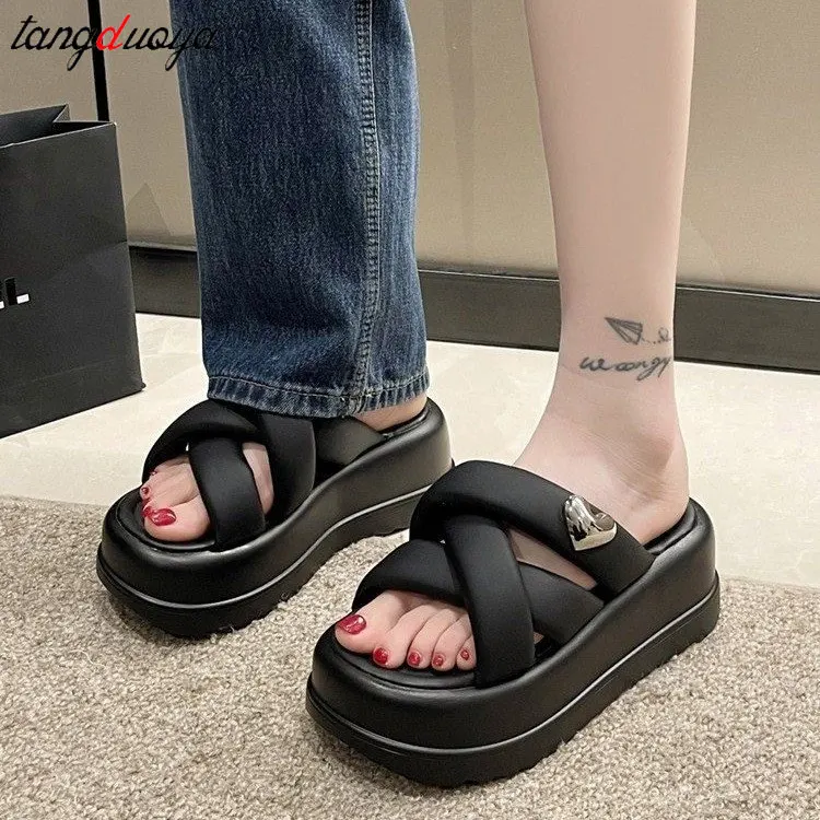 Shoes Woman 2024 Female Slippers Luxury Slides Platform Med New Soft Flat Designer Summer PU Rubber Casual Fashion Cross-tied