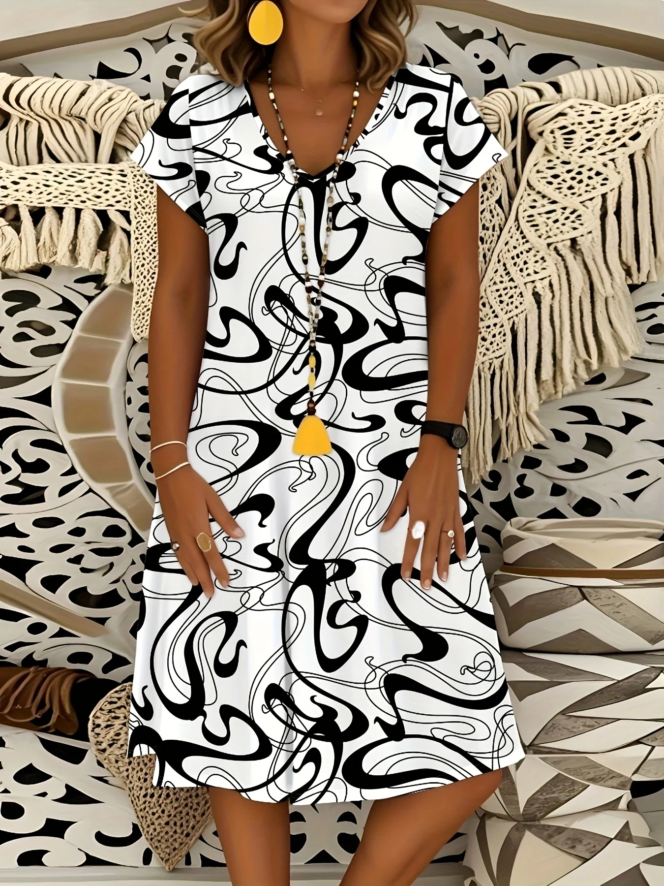 Women's Short Sleeve V Neck Dress Casual Abstract Swirl Print Black and White A Line Summer Dress Fashion Sleeveless Dress
