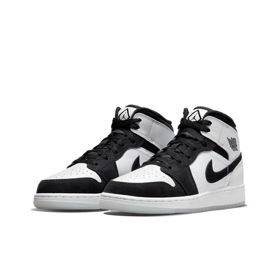 Оригинальные женские классические баскетбольные кроссовки Air Jordan 1 Mid \'Oreo\'Black и White, размер GS, в стиле ретро