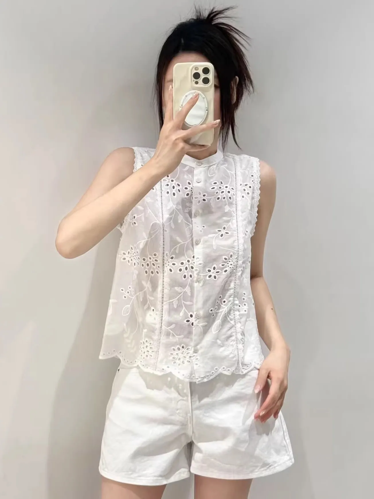 

Женский летний модный повседневный топ из дышащего хлопка свободного кроя с вышивкой и ажурными элементами, белый жилет-топ