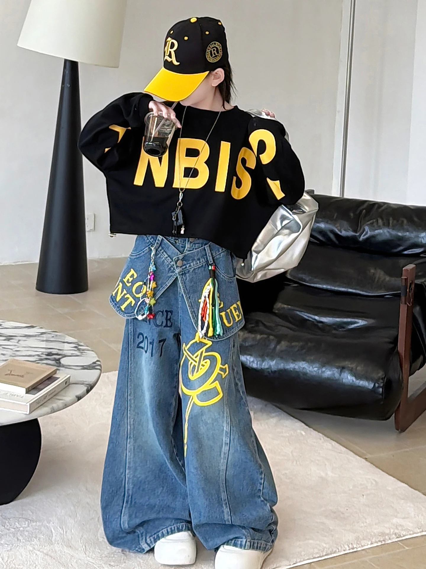 

Spring Casual Outfit for Girls 2026 New Korean Sle Children's Clothing Two-Piece Set Trendy Sweatirt Jeans Set for Kids