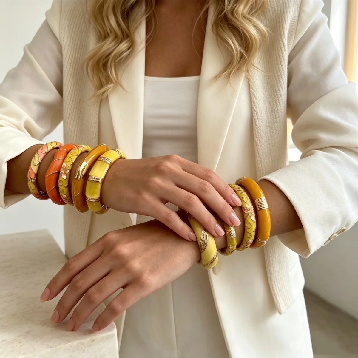 Modische Gelbe Emaille-Manschettenarmbänder für Damen und Herren, Retro-Stil mit Ast-, Wellen-, Stern-, Blatt-, Blumen- und Bambus-Motiven, Armschmuck – Detail 12