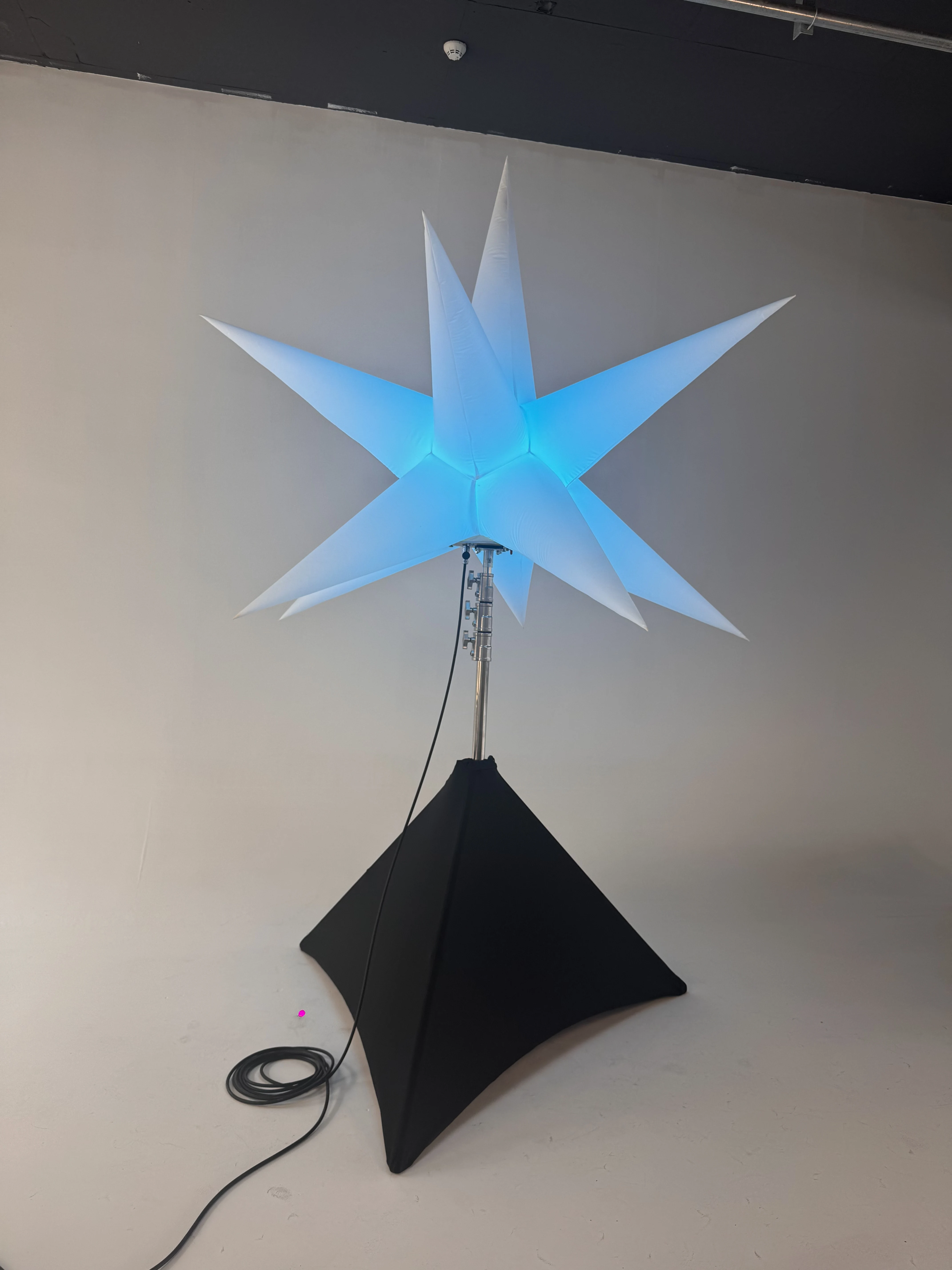 200W LED Inflatable Star RGB CCT Light with Remote & APP Control IP54 360 Beam Angle-Outdoor Event Lighting
