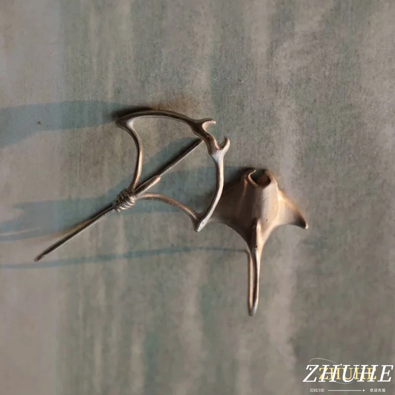 

The Marine Manta Ray Earrings Made Of Copper Are A Niche And Fashionable Design For Both Men And Women