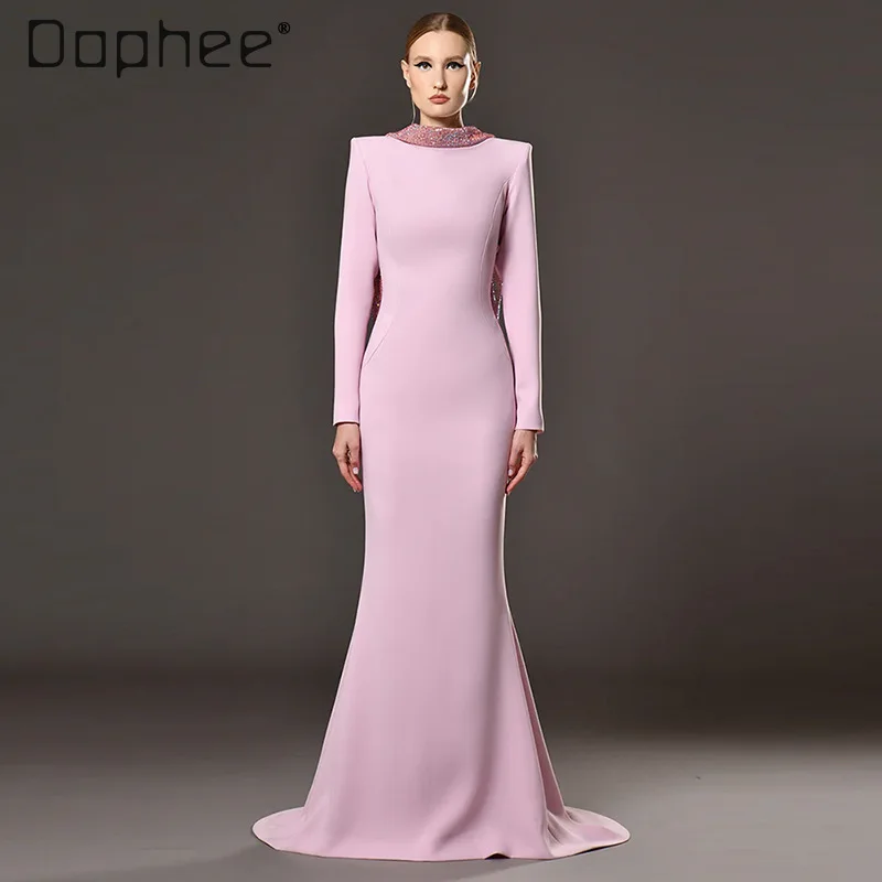 ヨーロッパ系アメリカ人の社交界の女性向け、セクシーな背中見せラインストーン付き立体フラワーマキシドレス、新年・クリスマスに