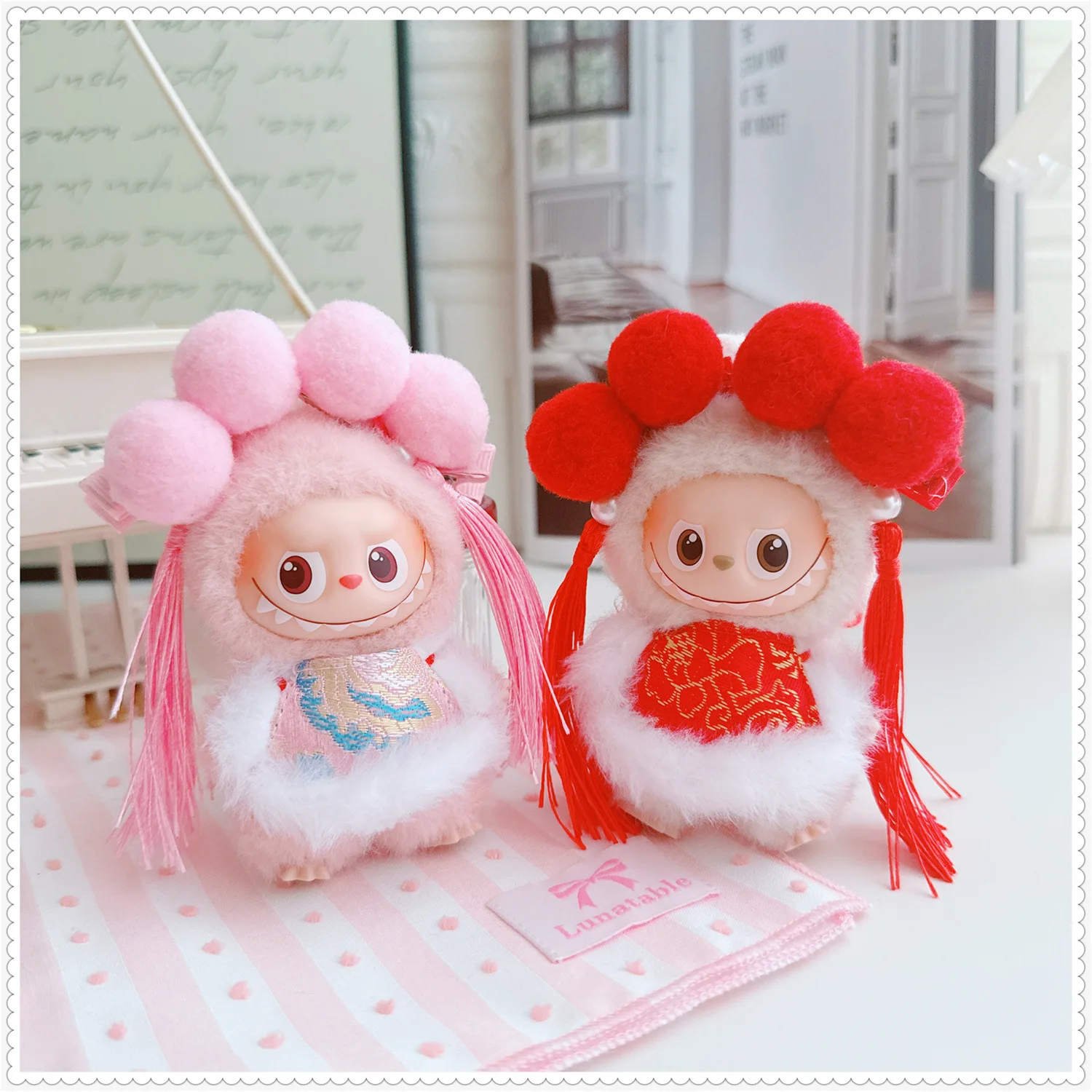 

10-17cm Kawaii Labubu Clothes Cute Festival Red Pink Ball Headwear Bellyband Set Plush Doll Clothes Accessories Toys Gifts