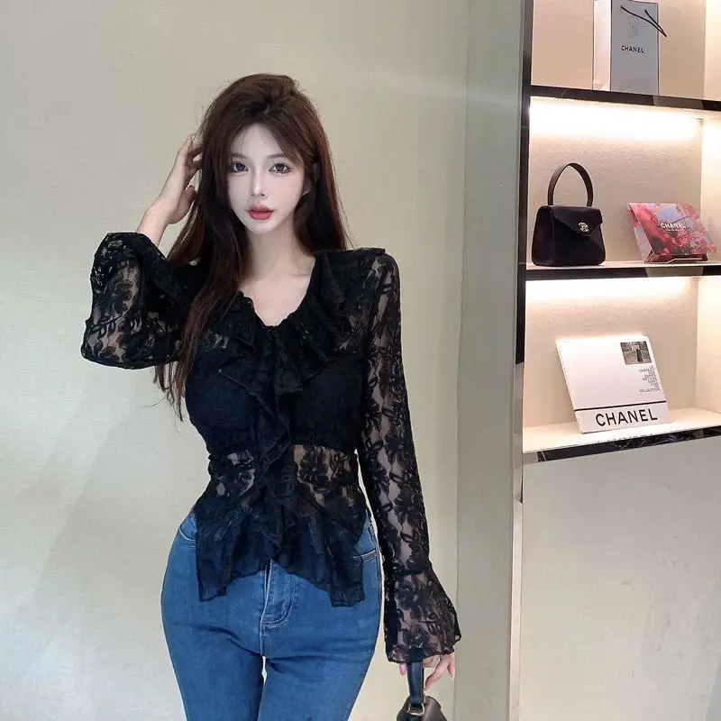 Spring Summer New Pleated Lace Patchwork Tops Tees Long Sleeve Thin Solid Hollow Out Slim Shirts Sexy Fashion Women Clothing