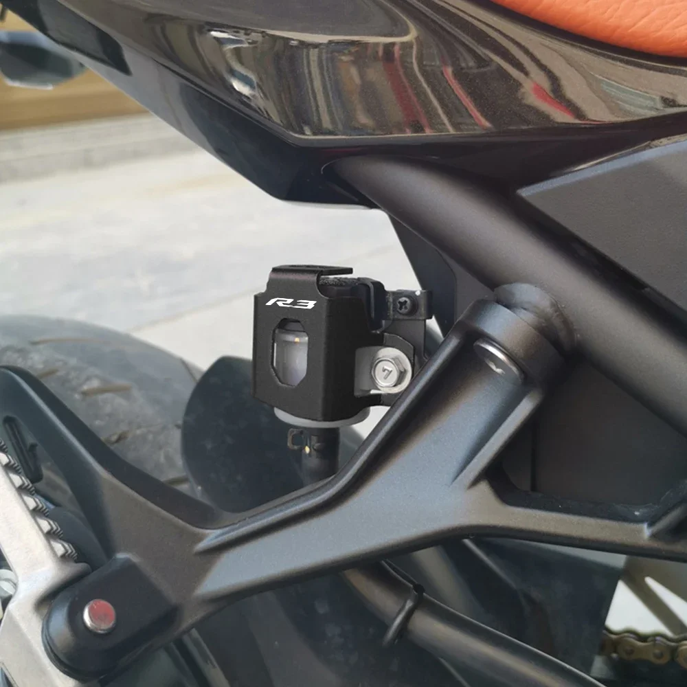 جديد دراجة نارية الفرامل الخلفية النفط السائل خزان غطاء حماية حامي لياماها YZF R3 YZFR3 YZF-R3 V2 V3 2015 - 2025 الألومنيوم