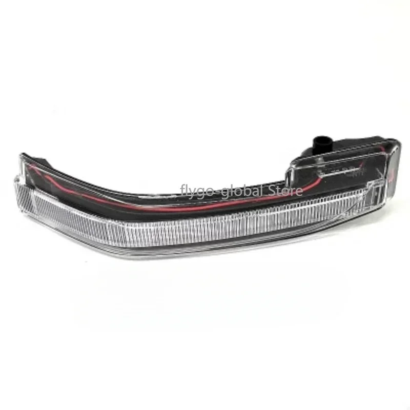 Suitable for Kia 18-19 sportage R rearview mirror, turn signal reversing mirror, light strip light shell lampshade LED