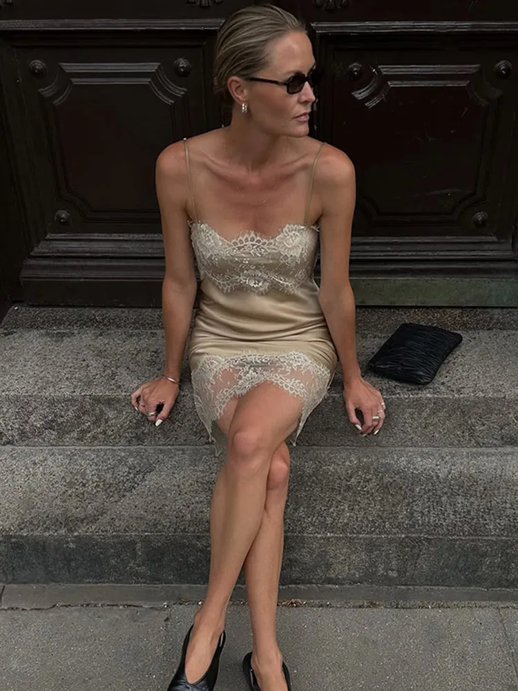 Renda retalhos mancha sling vestido feminino chique sem costas sem mangas cintura alta vestidos finos senhora 2025 verão novo diário rua robe