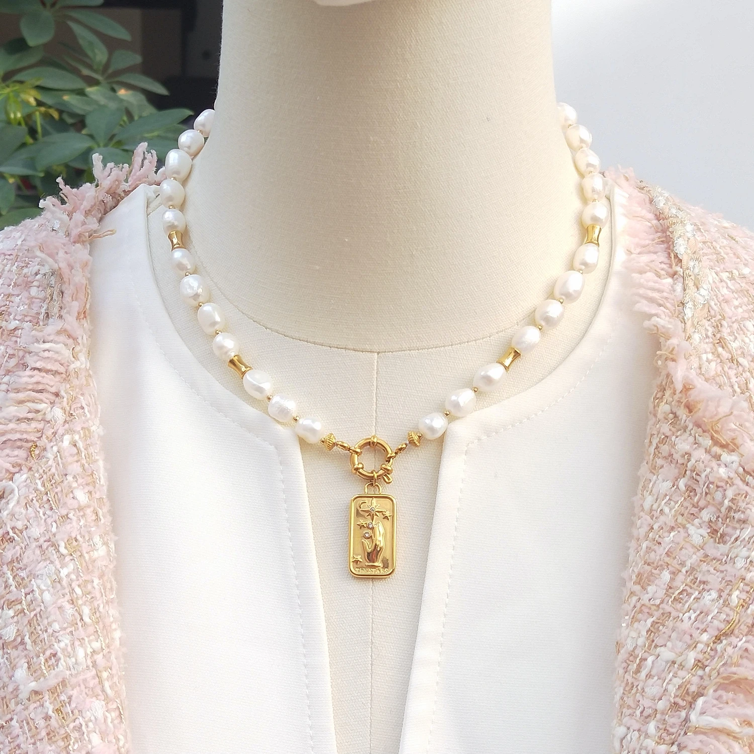 

Lii Ji Freshwater Pearl Staineless Steel Gold Color Choker Pendant Necklace 45cm