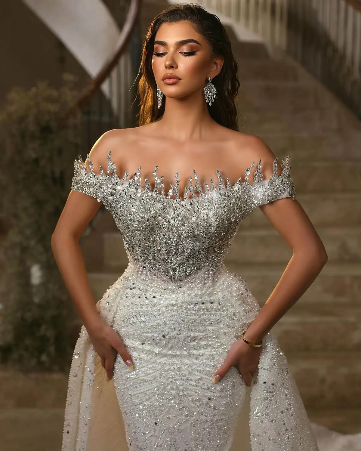 Gorgeous Customization Mermaid Wedding Dress Crystal Beading Off Shoulder Short Sleeve Bridal Gowns Dresses For African Women