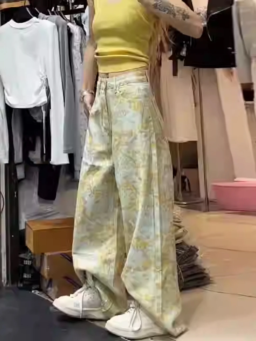 Laid-back Floral Wide Leg Jeans Single Button Casual High Waist Denim Casual Pants Spring 2026 Fashion for Young Women