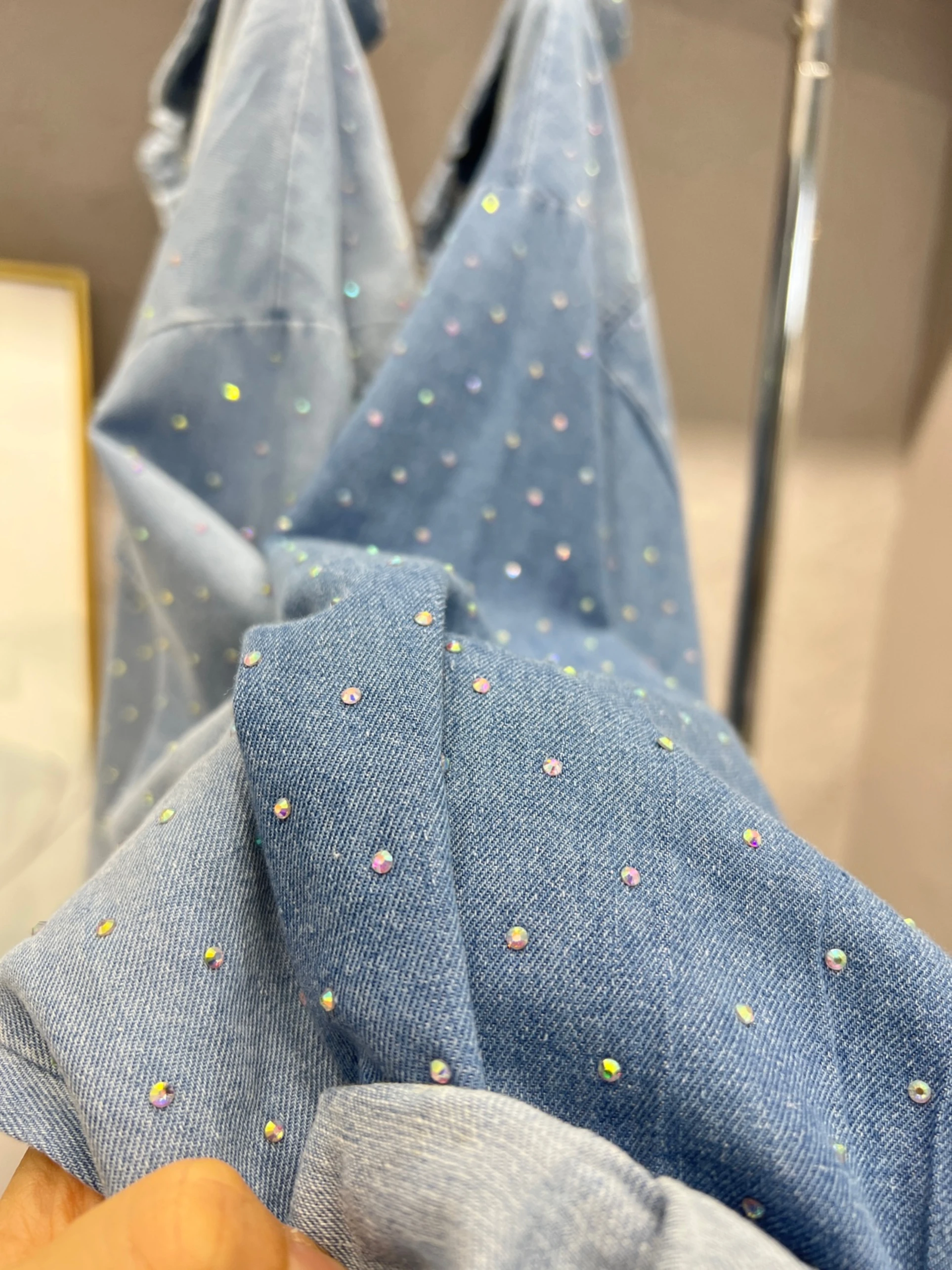 Full Diamond Denim Shirt Women's European Light Blue High Quality Loose Long Sleeve Blouse 2023 Autumn Winter New Women Shirts