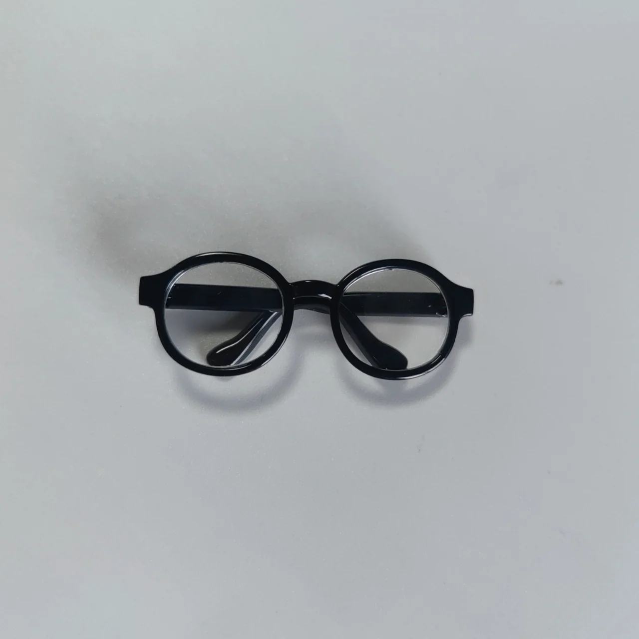 For Labubu clothing set includes headphones, pants and accessories