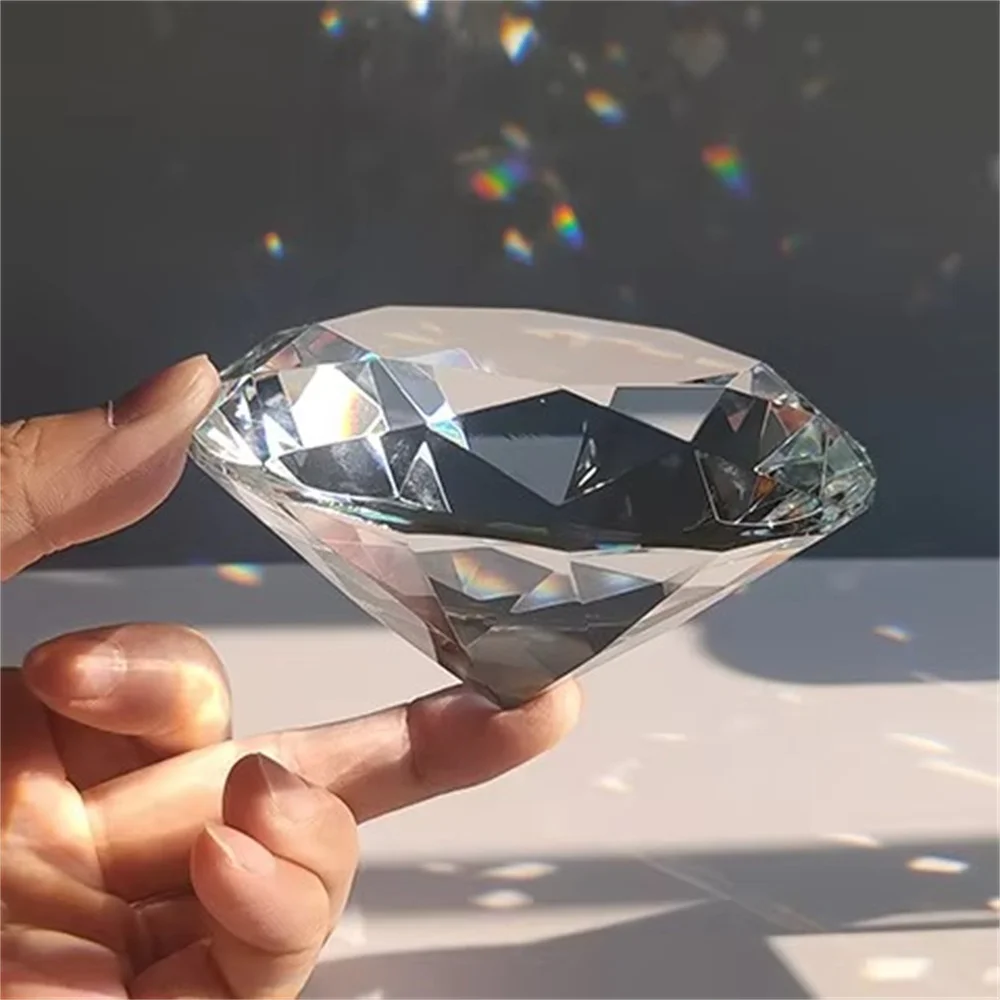 factory wholesale New Transparent Ornaments Crafts Crystal Diamond cut Paperweight For  Wedding Decoration