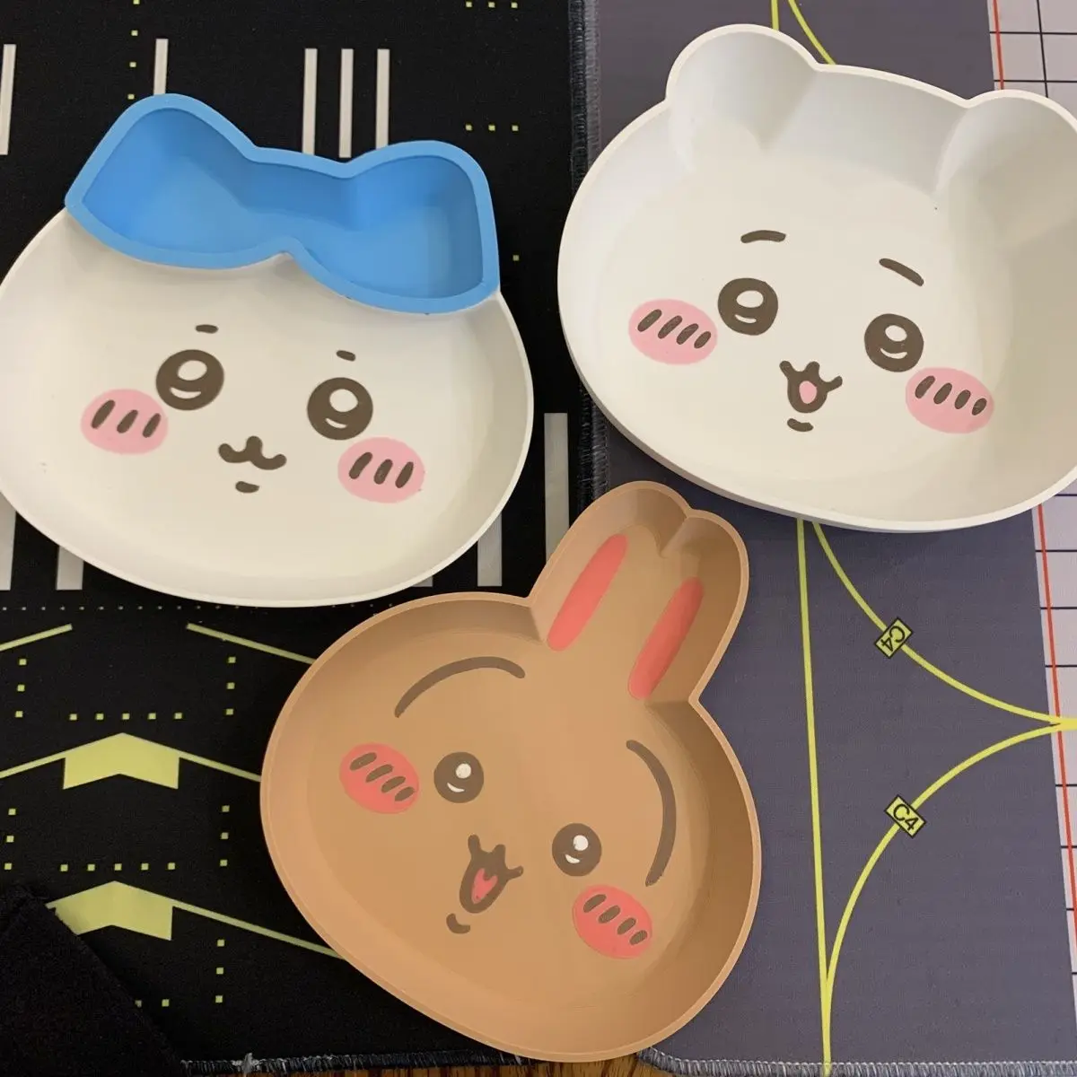 

2026 Chiikawa Usagi Hachiware Cat Bowl Shaped Storage Box Kawaii Anime Cartoon Tray Desk Organizer Holiday Gifts Toys