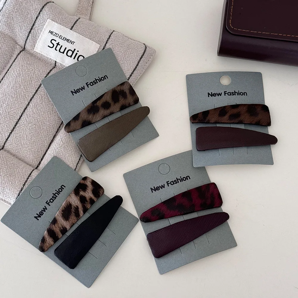 

Autumn winter leopard print leather triangular clip hair pin accessories For women girl set vintage popular trendy fashion 2025