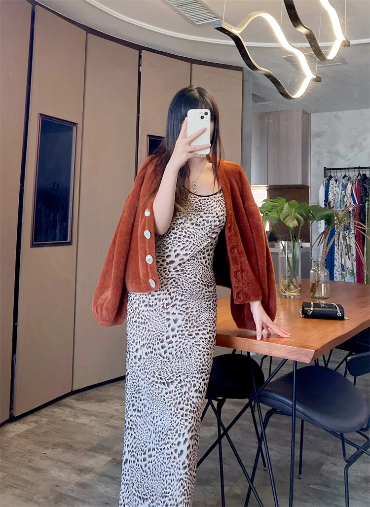 

Faionable Sweet Long Sve Furry Open Cardigan All-Match Simple Luxury Autumn Winter Susan Love Clothing V-Ne Single Button