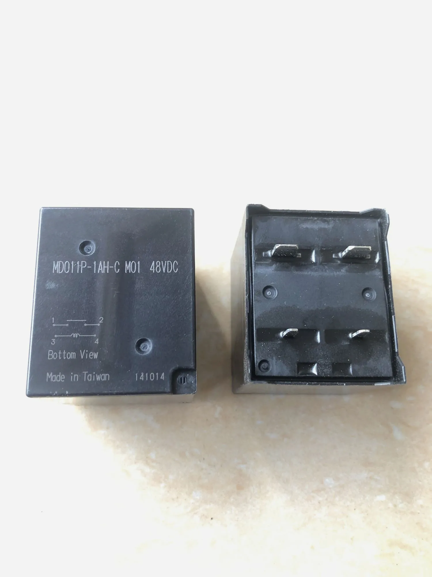 

Original New 100% MD011P-1AH-C 48VDC Relay 4pin