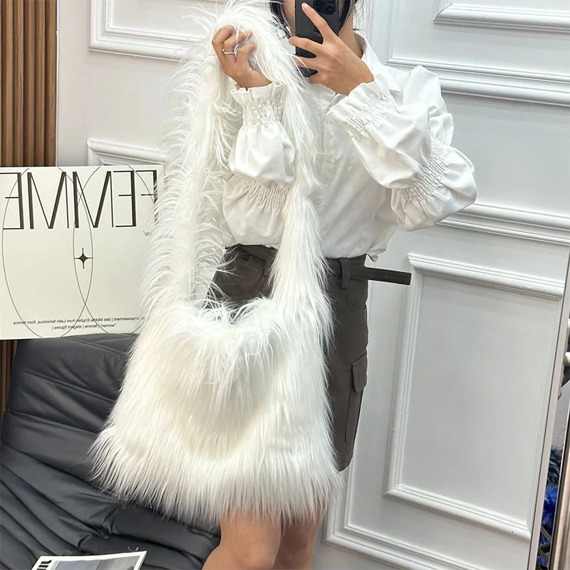 2023 Fashion Daily Matching Candy Color Faux Fur Beach Wool Plush Bag Women's Solid Color Square Handbag