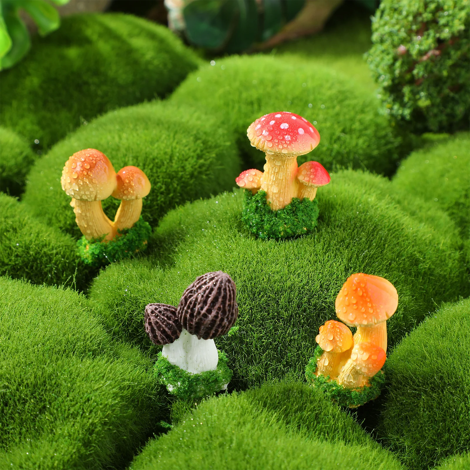 

4Pcs Resin Mini Mushrooms Realistic Garden Decor for Terrariums Potted Plants Micro Landscapes Indoor Outdoor Decoration