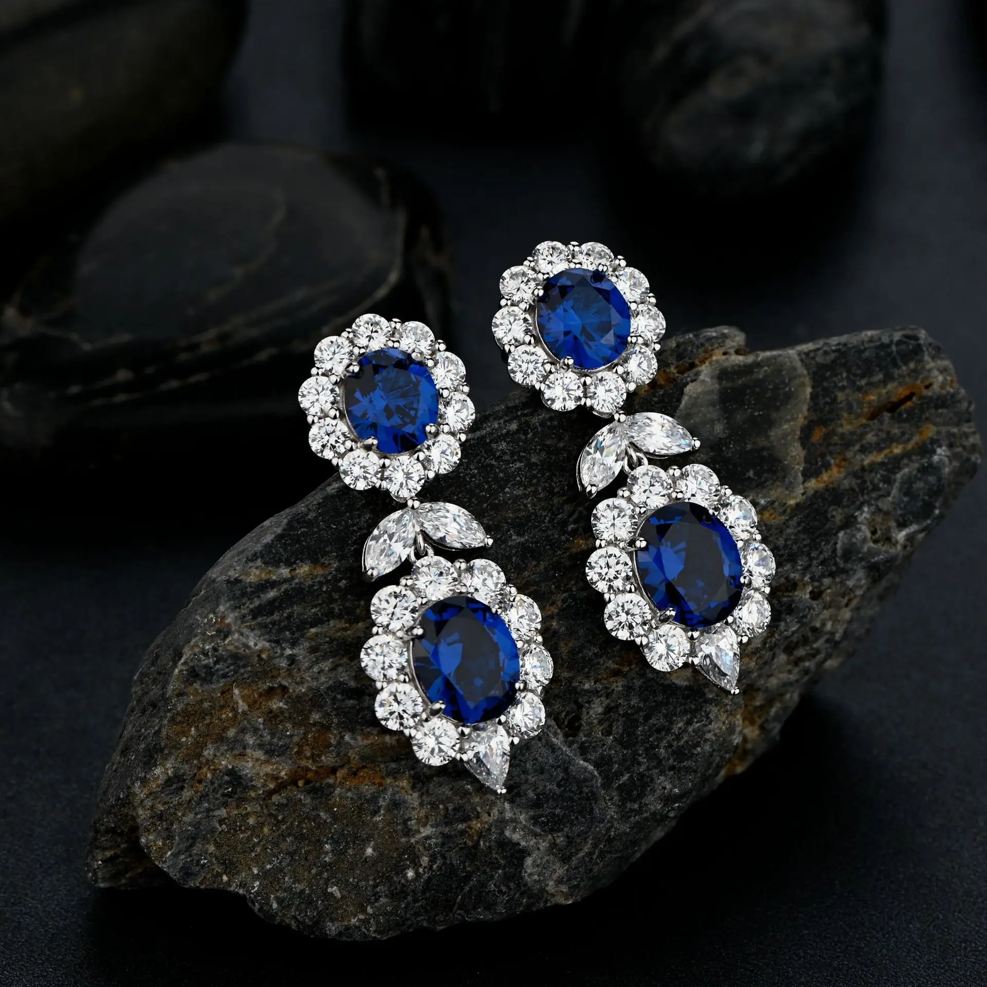 S925 Sterling Silver Double Flower Azul Principal Pedra Brincos, Borda Diamante, Exagerado Luxo Estilo Retro Palace, Novo