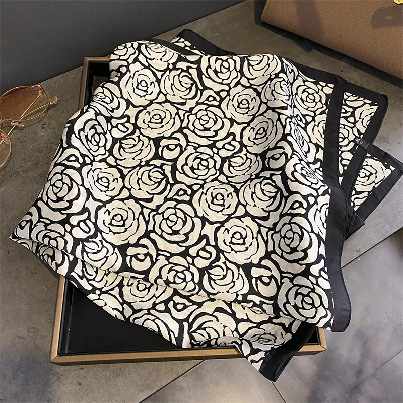 70x70CM Luxury Brand Sunscreen Square Scarf Bandanna Fashion Kerchief Spring Female Silk Scarves Print Shawl foulard bandanna