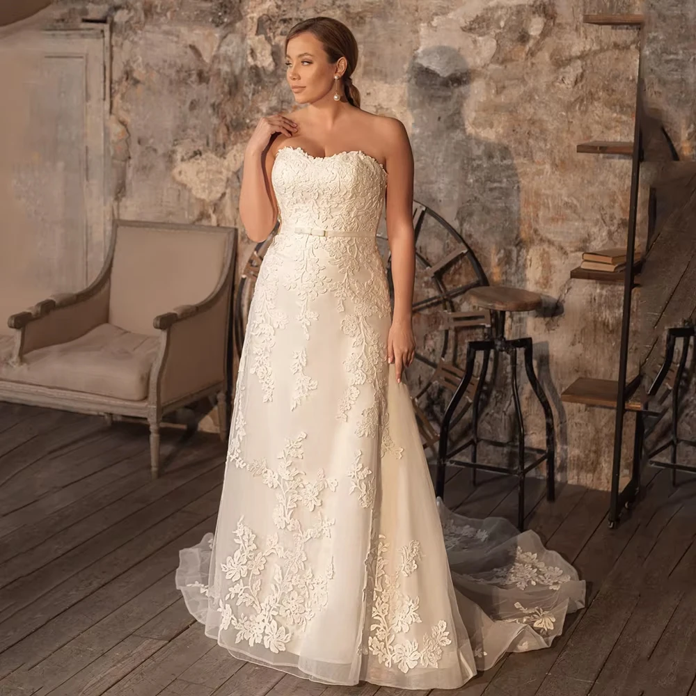 Customized Plus Size Sweetheart Corset Wedding Gowns Appliques Detachable Lace Bolero Jacket Bride Dresses Bridal Gown