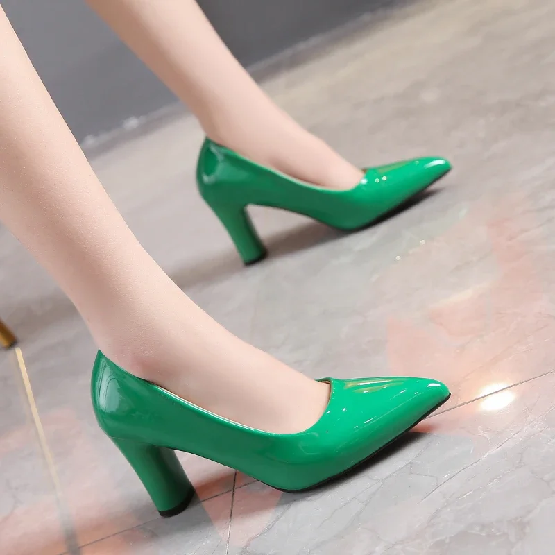 2024 Summer New Outwear Women\'s Large Heels Pointed Solid Color Light Mouth Versatile Comfortable Single Shoes for Women