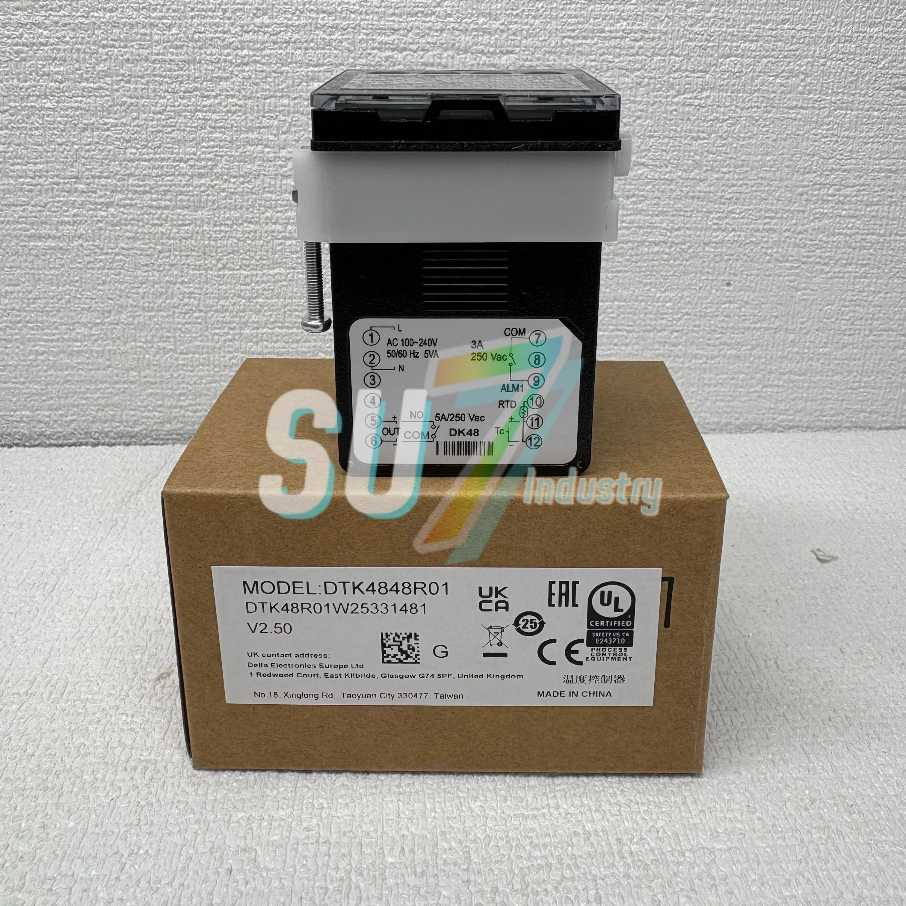 

New original temperature controller DTK4848R01