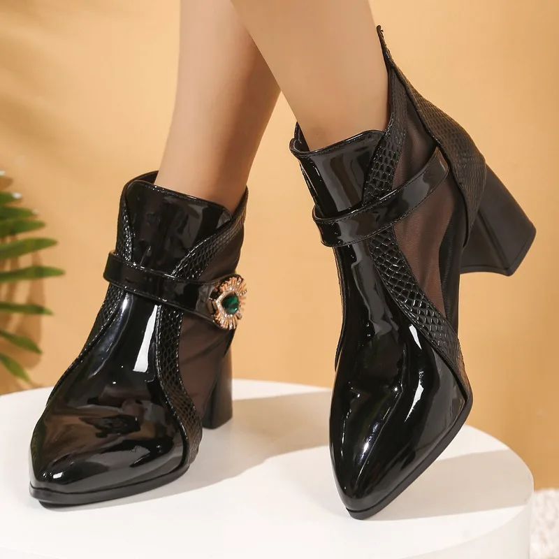 

Spring and Summer New Mesh Boots Women's Cutout Mesh Yarn New Rhinestone Soft Leather Pointed Toe Plus Size Sandals