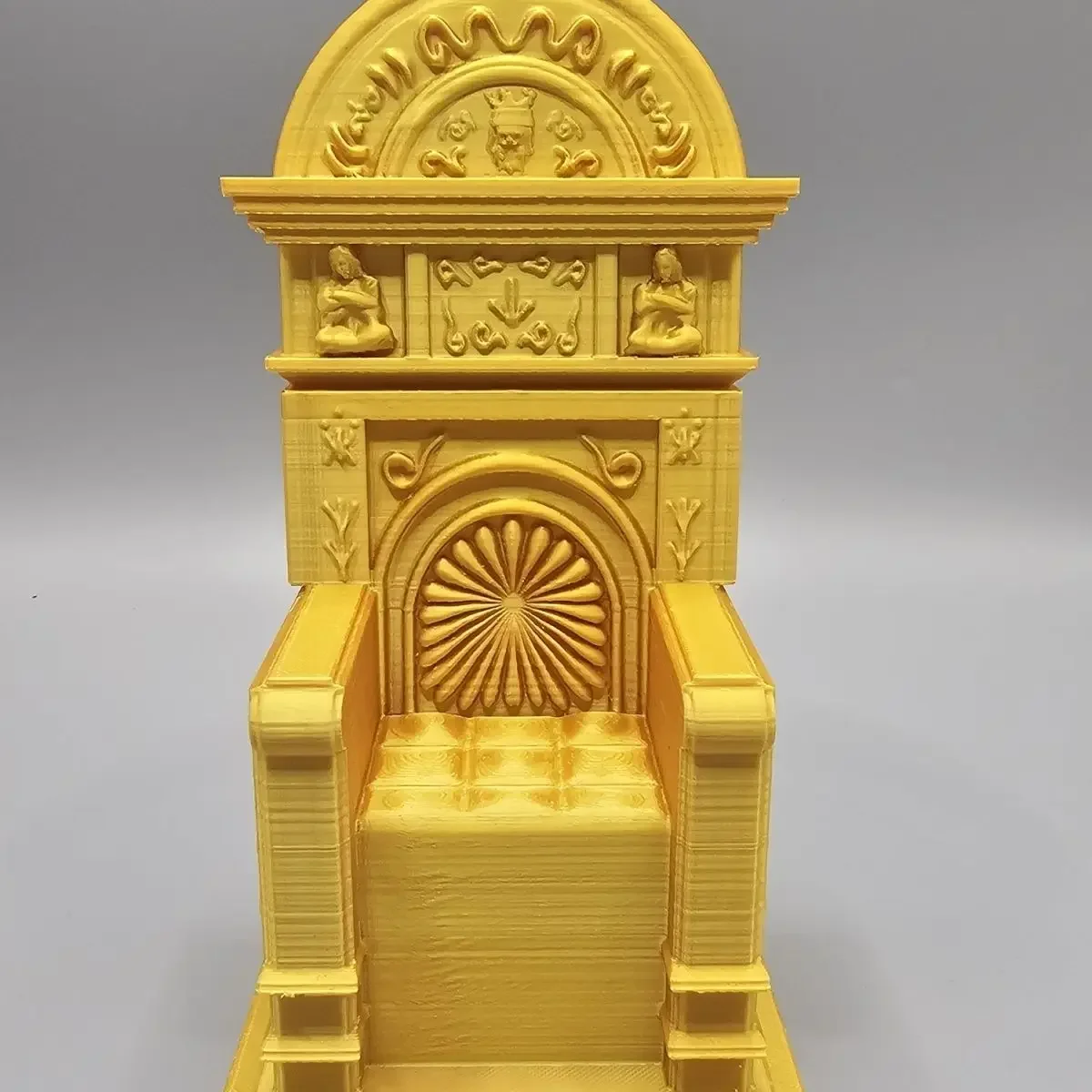 

18CM Saint Seiya Myth Cloth Papal Throne Stone Color Hard plastic Action Figure Toys