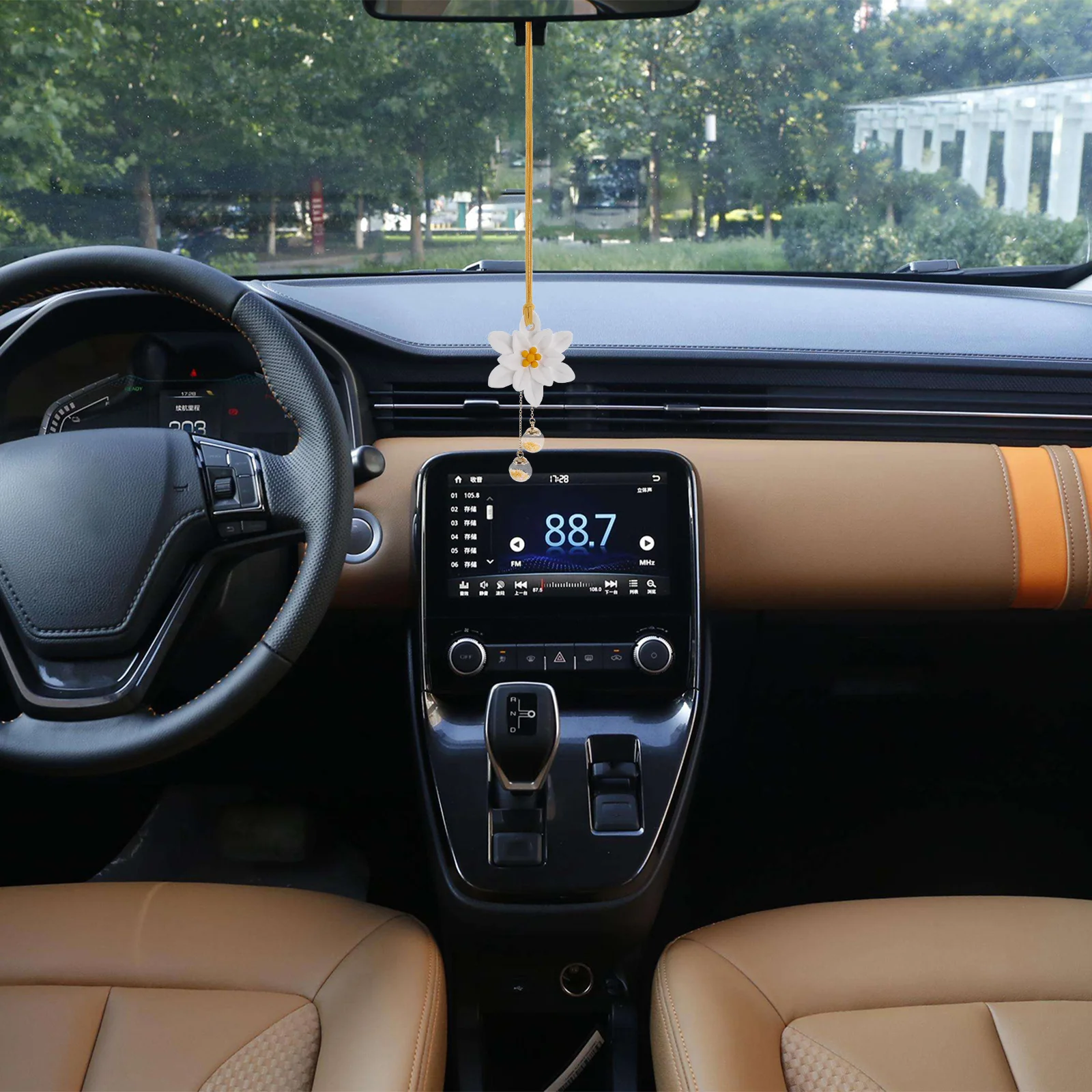 

Sunflower Car Hanging Ornaments for Women Girls Cute Rear View Mirror Decor Automotive Interior Aesthetic Charm Car Decoration