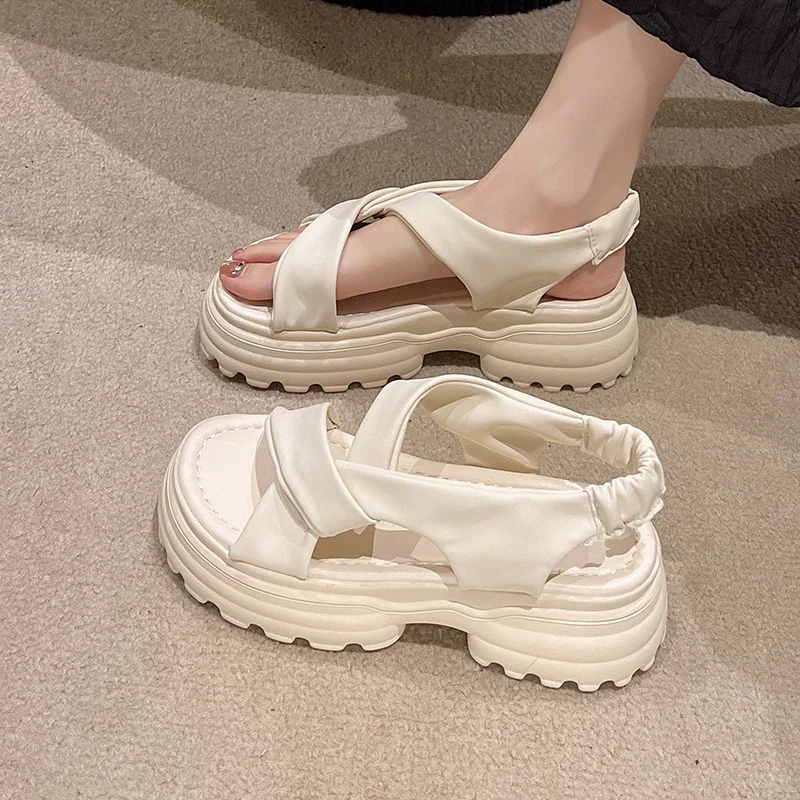 

Женские сандалии с открытым носком, летние легкие сандалии с открытым носком и увеличенной плоской подошвой, римские сандалии, модель X3, 2024