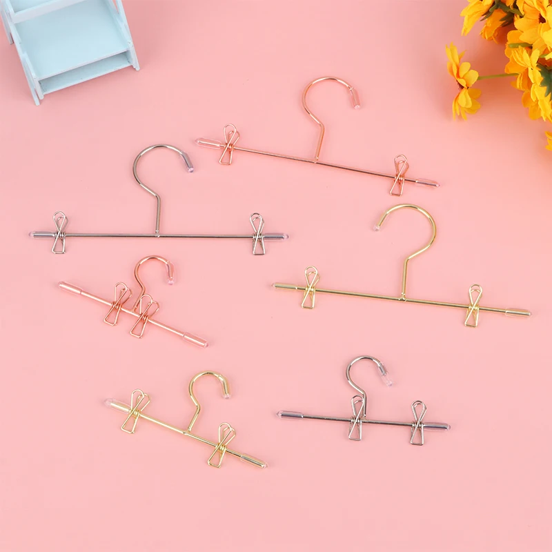 Miniature Metal Baby Clothes Pantyhose Clip Small Hanger Cute Mini Plastic Hangers Coat Dress Dolls Accessories for Doll