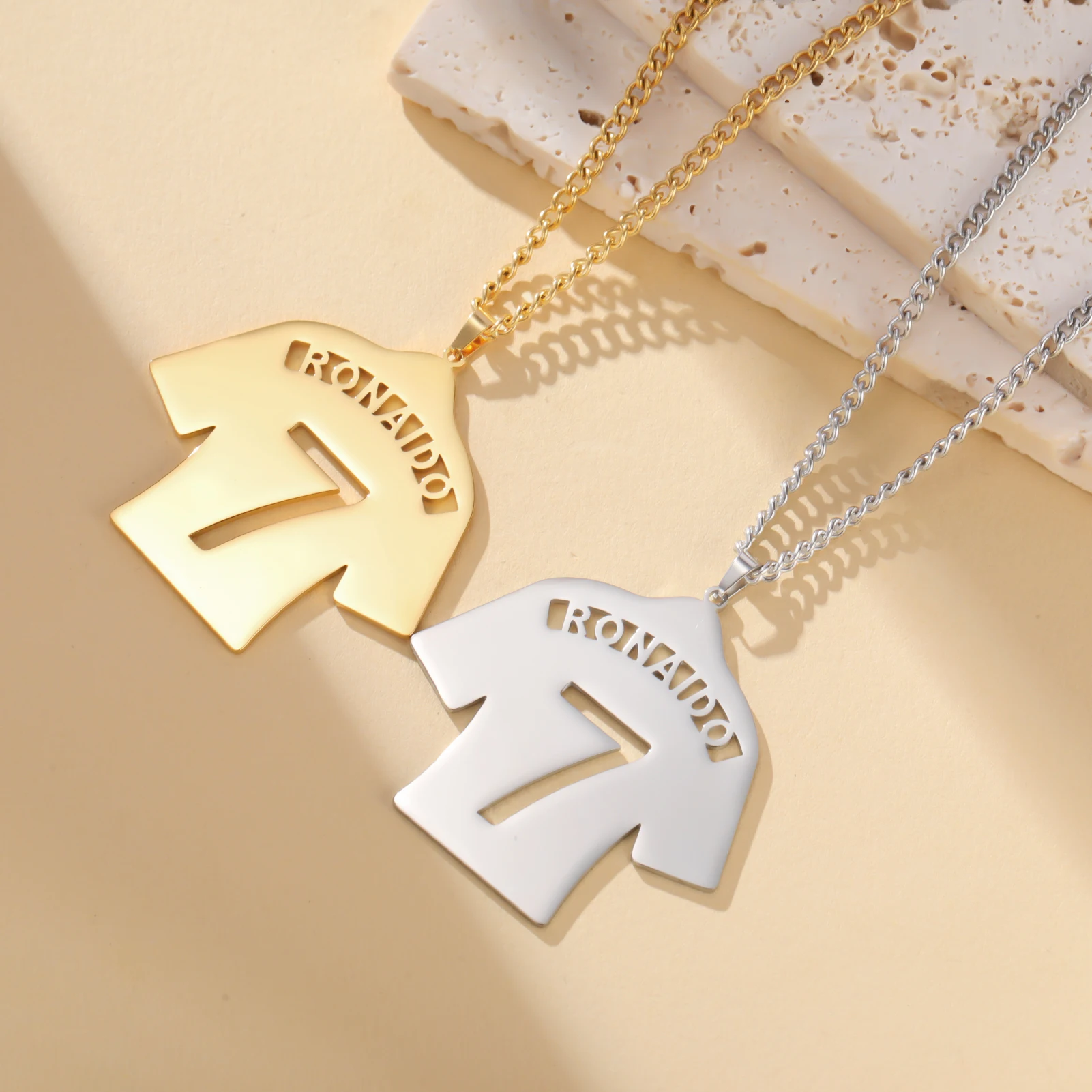 كرة القدم فريق كرة القدم الكرة قلادة اسم مخصص شخصية قلادة هدية للنساء الرجال الصبي الأب طفل أبي سلسلة الفولاذ المقاوم للصدأ #5