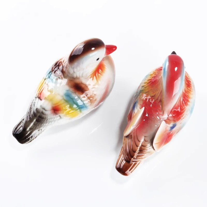 Porcelain Mandarin Ducks Couple Miniature Handpainted Ceramics Love Bird Figurine Home Ornament Wedding Anniversary Gift Craft