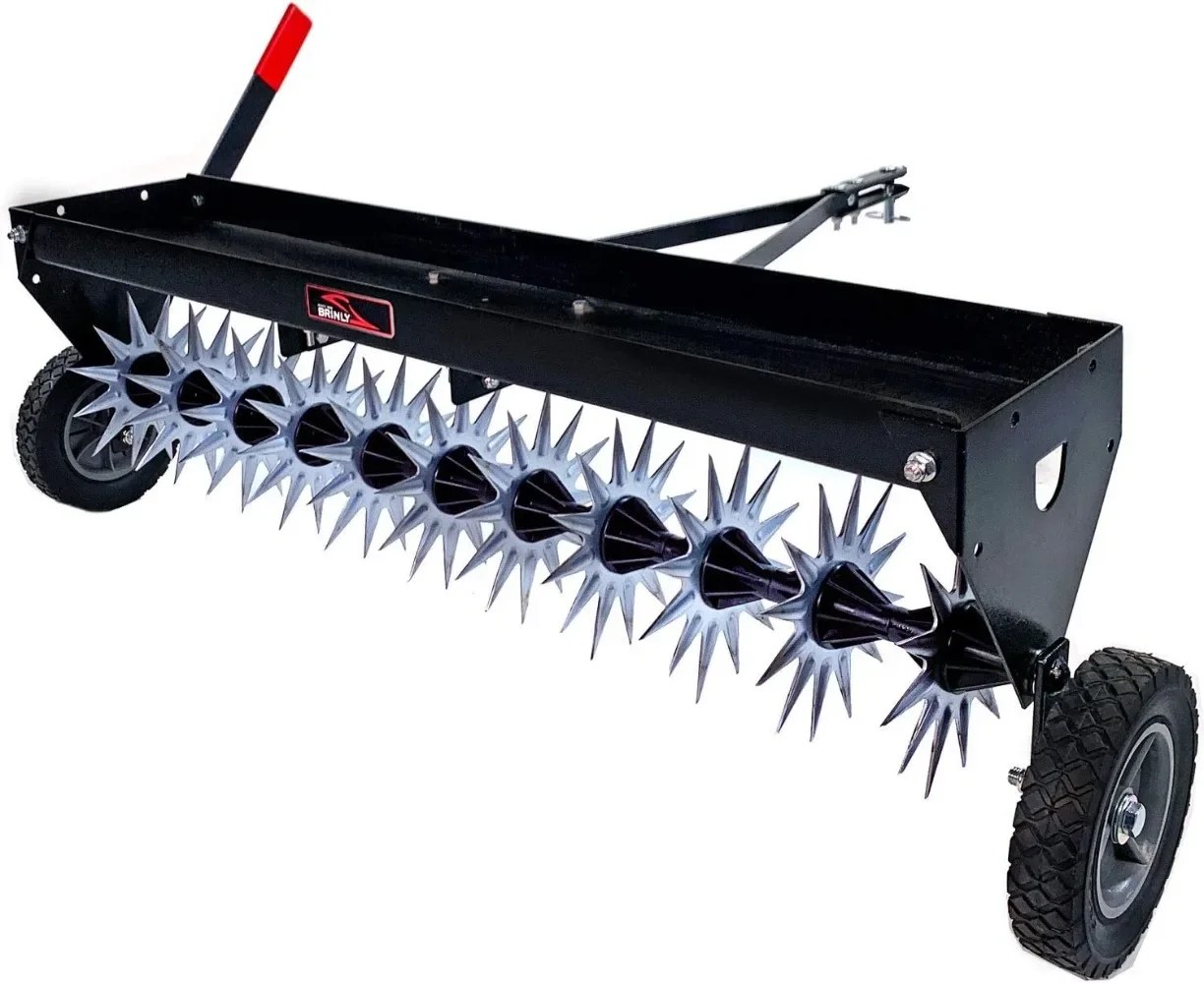 Tow Behind Spike Aerator con ruote di trasporto, rilassamento del terreno da giardino da 40"