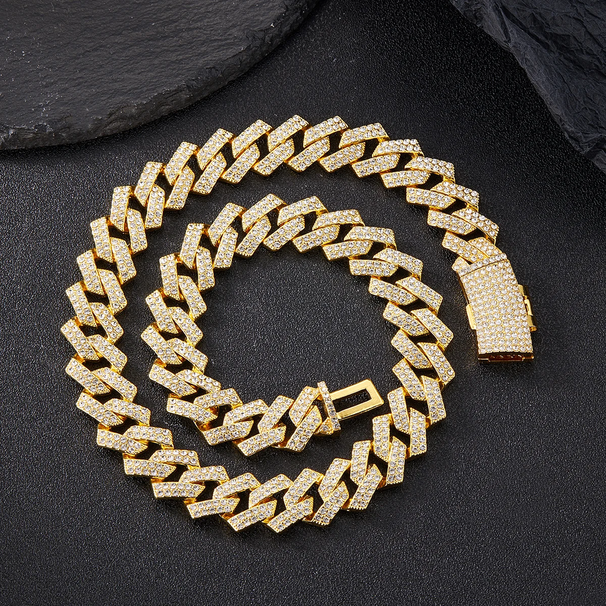 1pc New Men's Cuban Link Iced Out Necklace Golden Silvery Chain Paved Rhinestones Rapper CZ Cuban Chain Necklace Hip Hop Jewelry