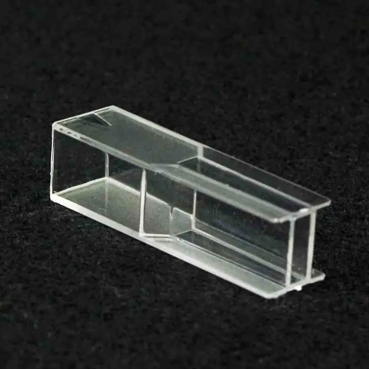 100Pcs A Box 1.5ml/4,5ml Semimicro Square Plastic Test Tubes Vials Container Craft Cuvette Lab
