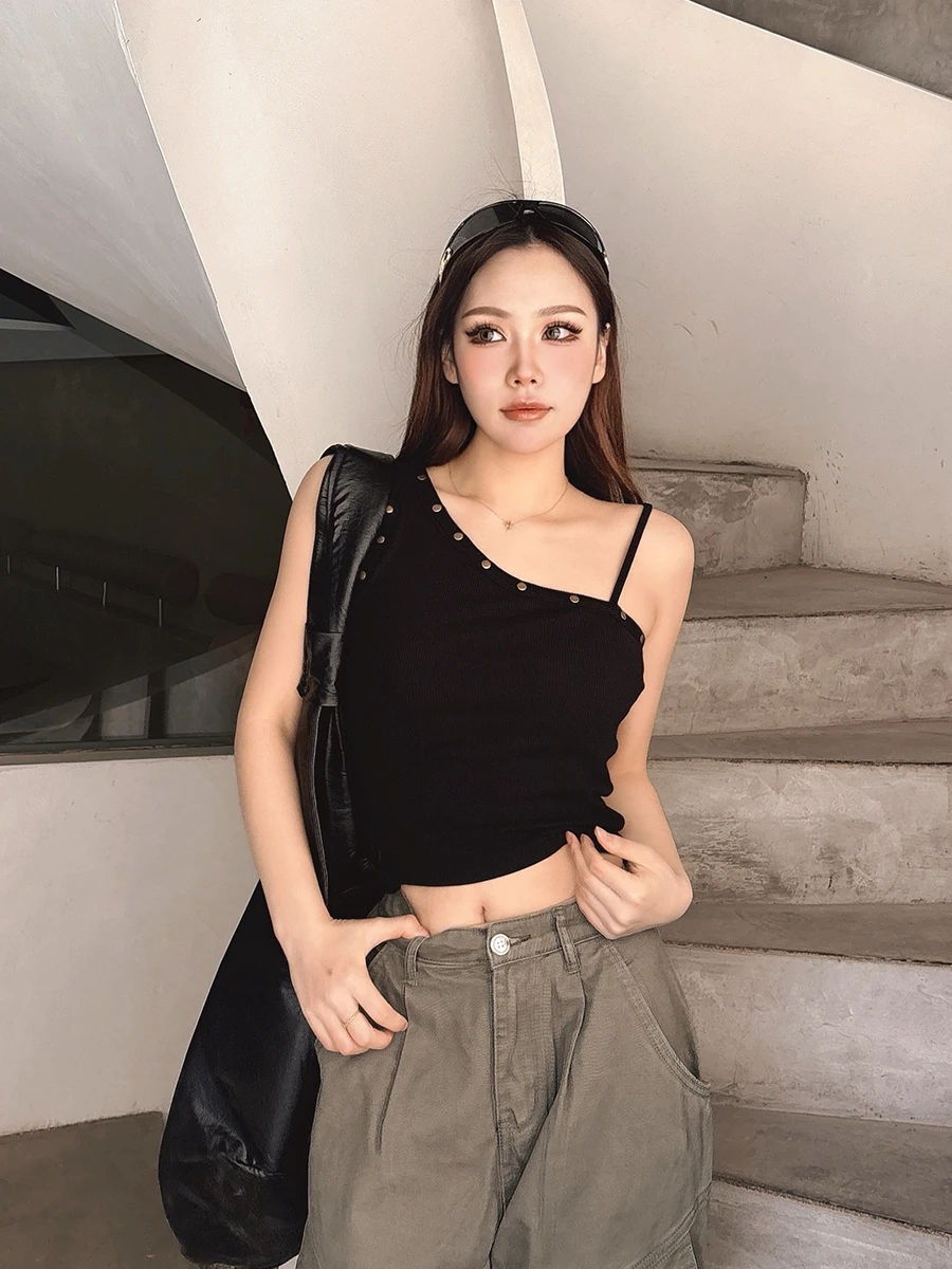 

Bla Asymmetrical oulder Strap Vest Women Summer Outdoor Wear Rivet Design Spicy ort Svel Base Top