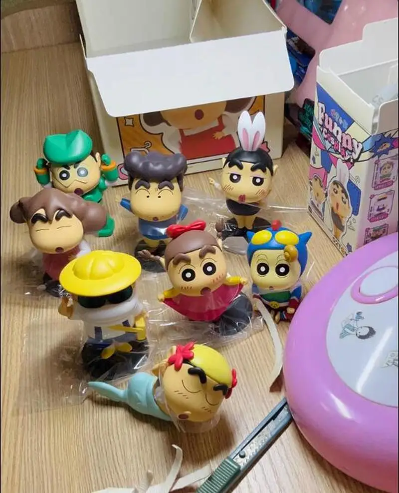 52toys กล่องสุ่ม ครายอน ชินจัง คอสเพลย์ตลก ฟิกเกอร์แอคชั่น ของสะสมยอดนิยม ของเล่นศิลปะสุดฮิต ฟิกเกอร์น่ารัก ของขวัญสุดสร้างสรรค์