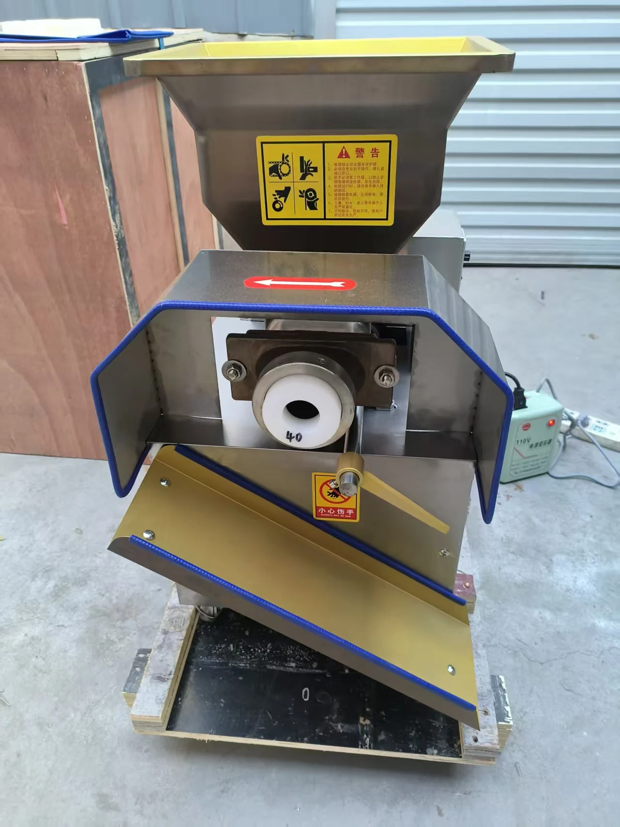 hot Automatic Round Dough Ball Making Machine for Bakery Chapati Bread Restaurant and Food Shop New Condition Dough Cutter