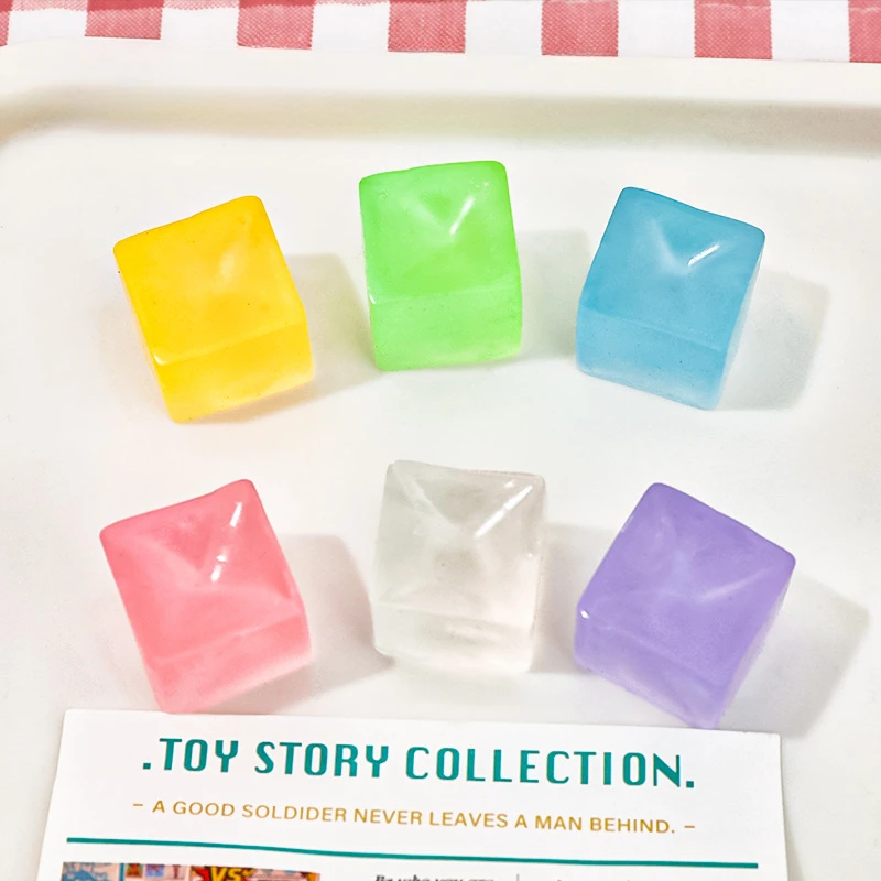 Squishy Ice Cube Fidget Alivio del estrés Juguete para apretar Adultos Niños Fiesta de cumpleaños Favores Premios en el aula